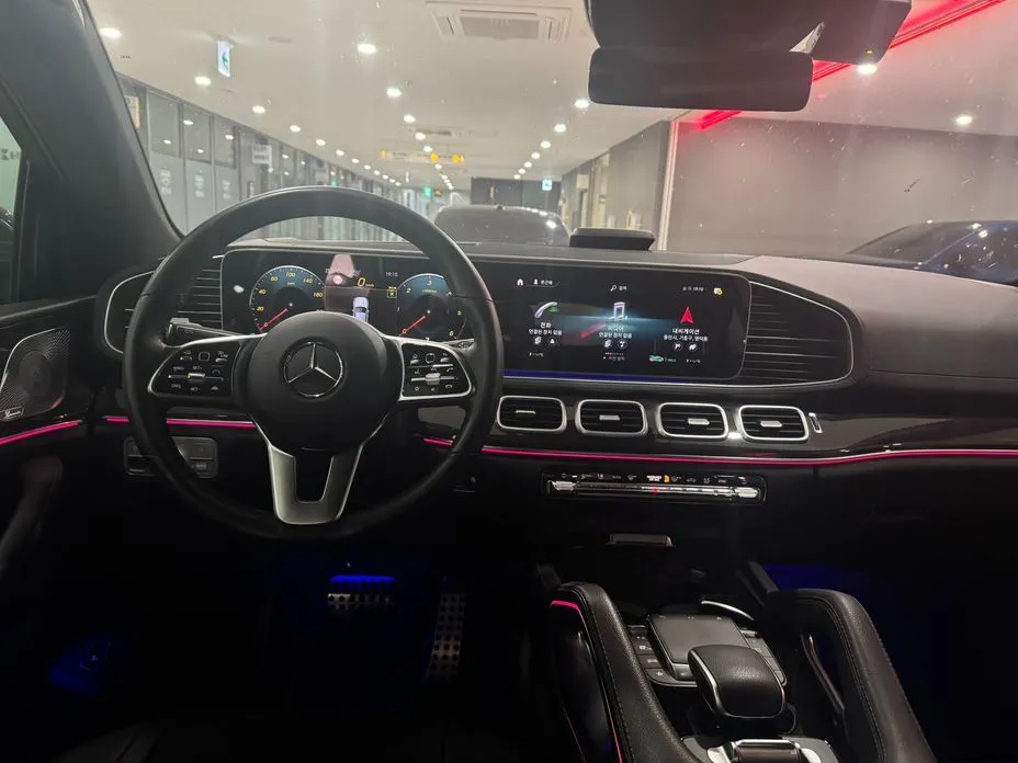 Mercedes-Benz GLE-Class — фото 4