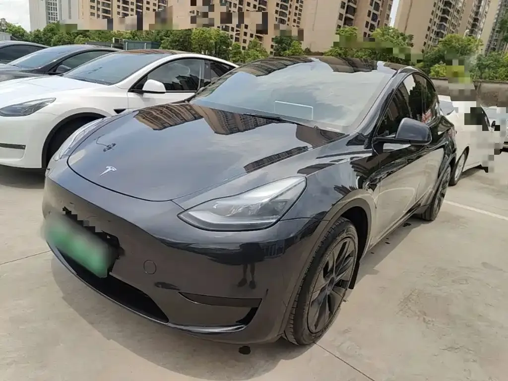 Tesla Model Y — фото 5