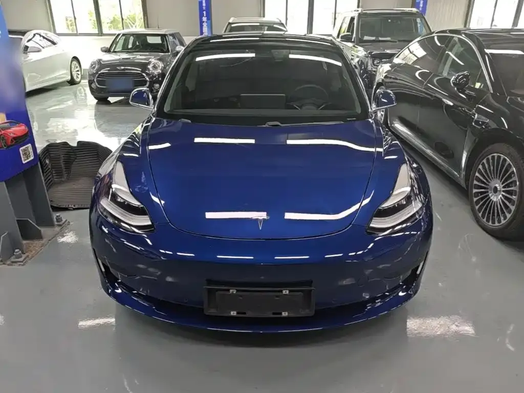 Tesla Model 3 — фото 8