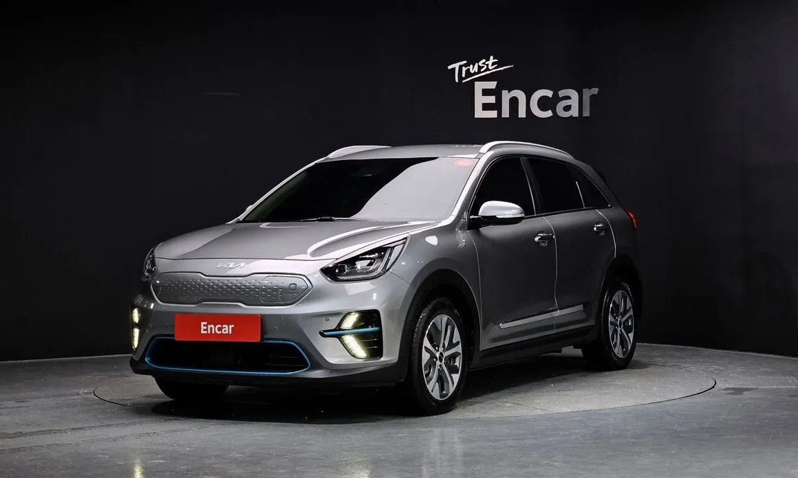 Kia Niro — фото 1