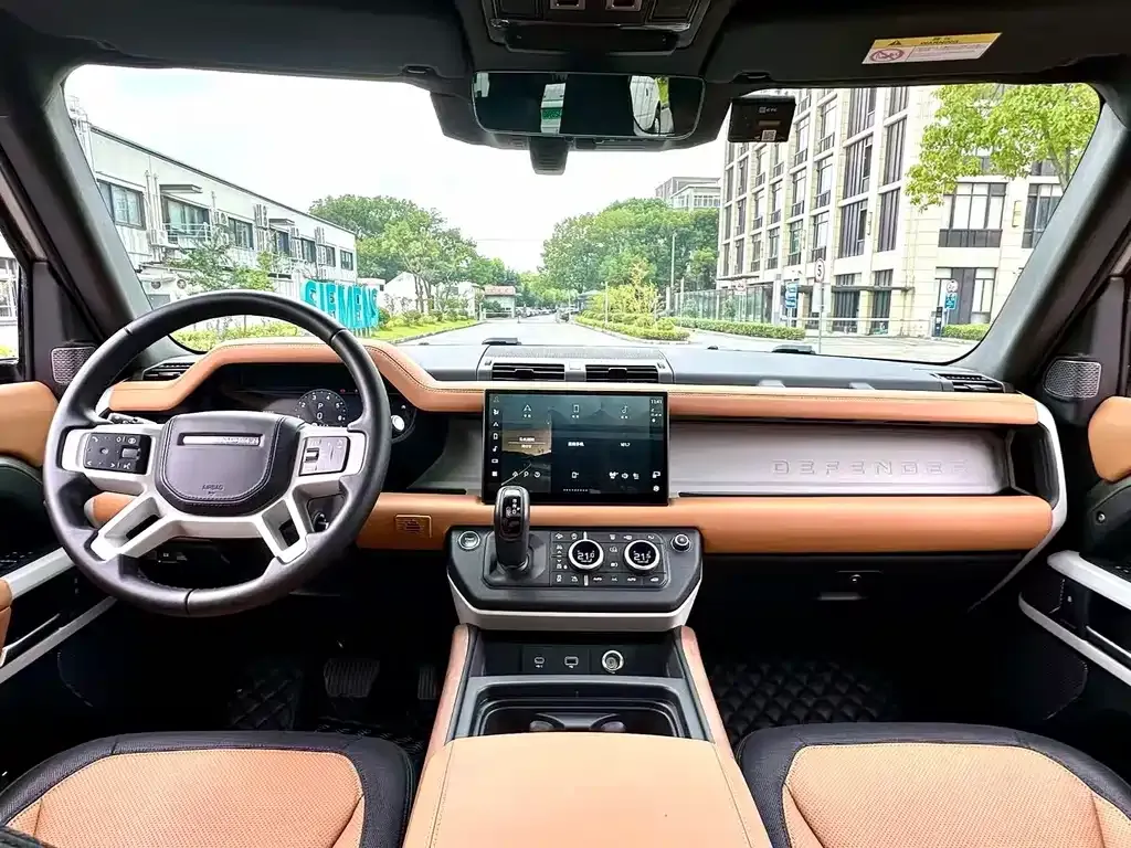 Land Rover Defender — фото 10