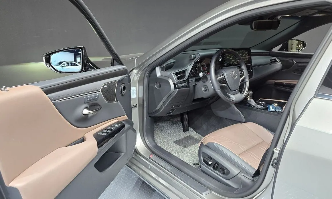 Lexus ES 2026 из KR, фото 5