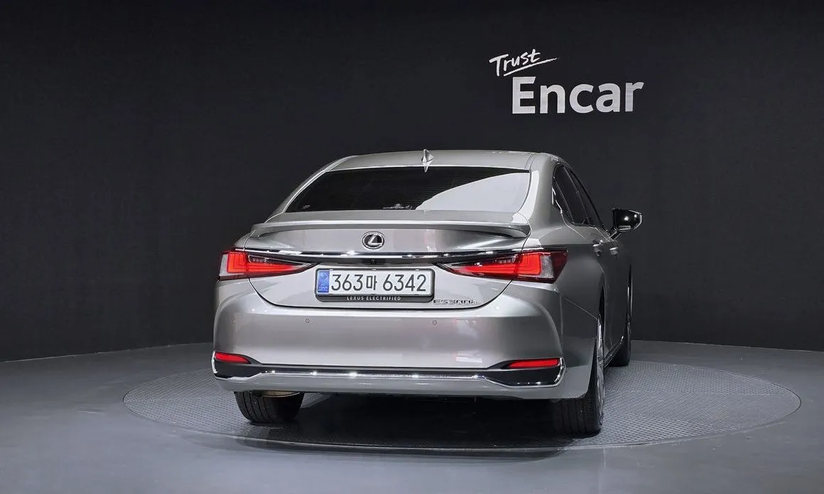 Lexus ES 2026 из KR, фото 7