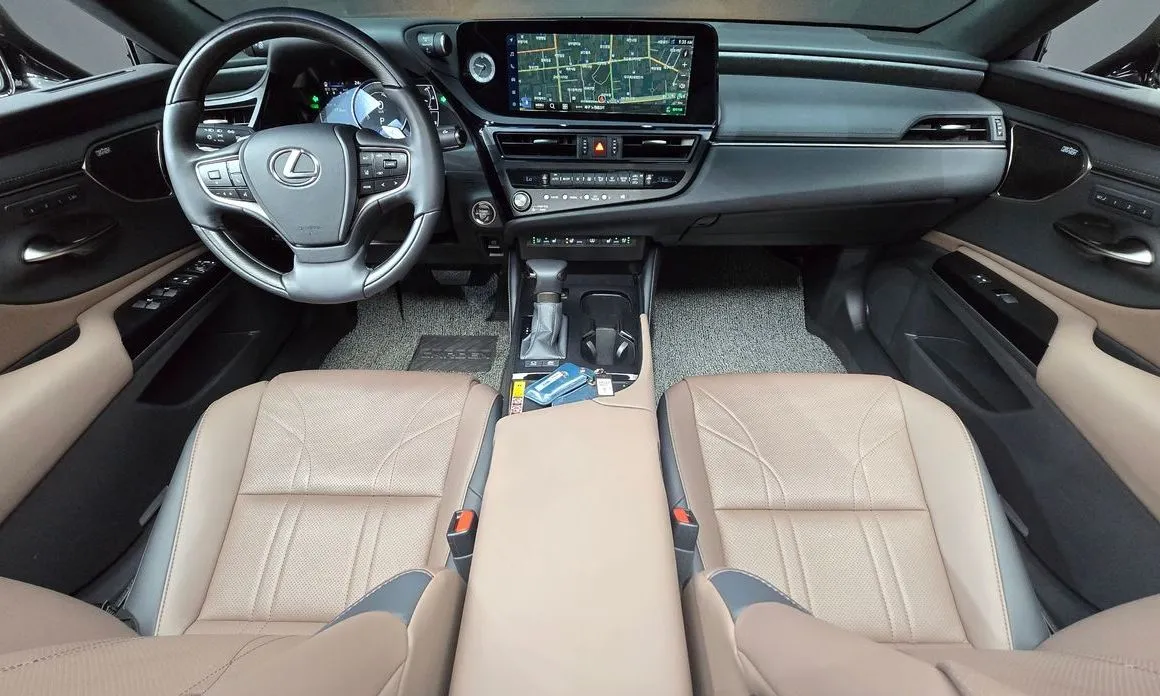 Lexus ES 2026 из KR, фото 3