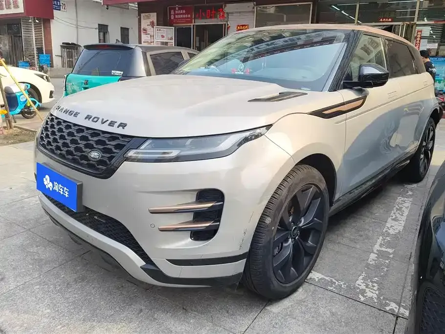 Land Rover Evoque — фото 1