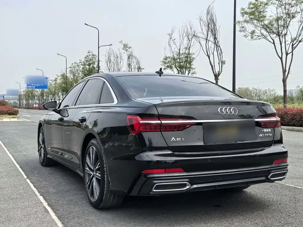 Audi A6L — фото 5