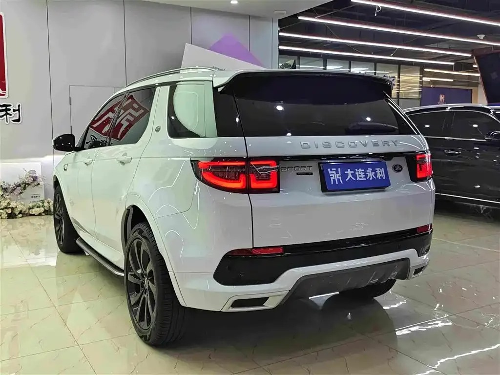 Land Rover Discovery Sport — фото 10