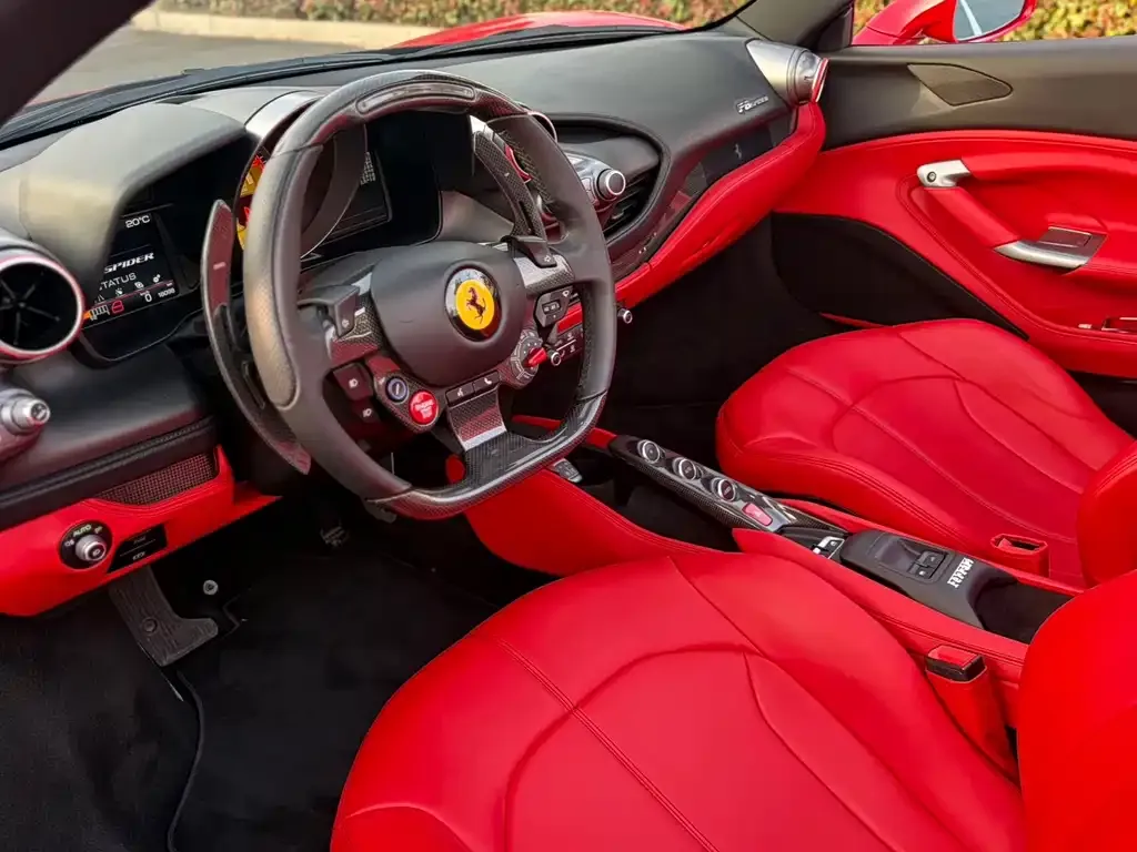 Ferrari F8 — фото 4