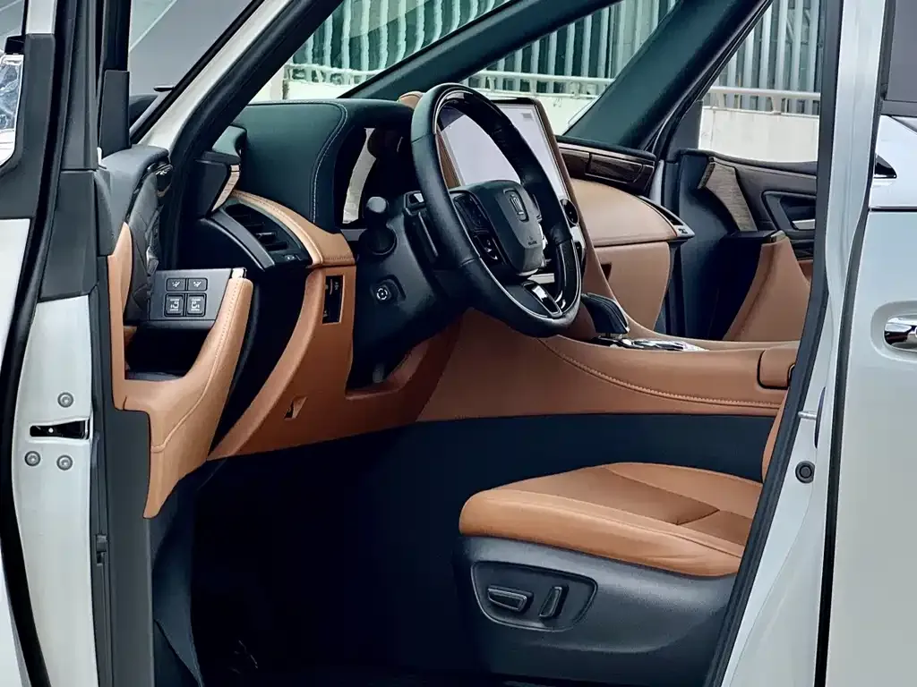 Toyota Vellfire — фото 6