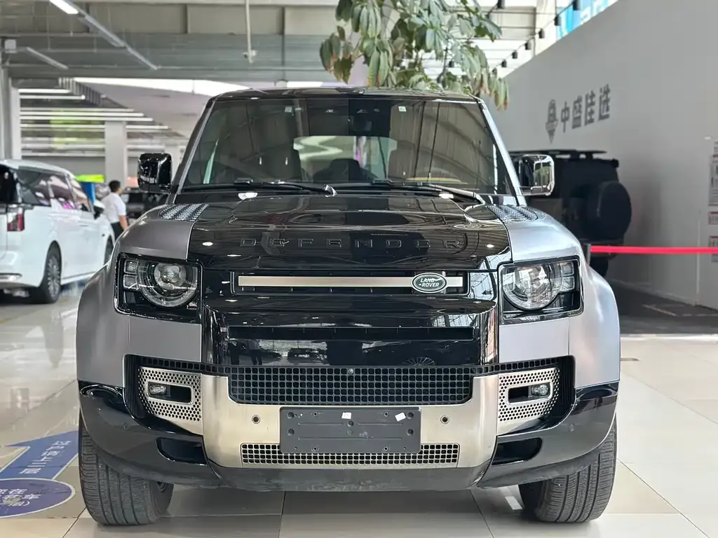Land Rover Defender — фото 5