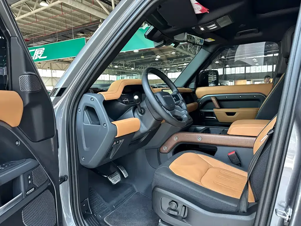 Land Rover Defender — фото 8