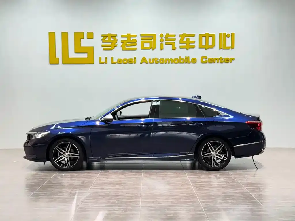 Honda Inspire — фото 2