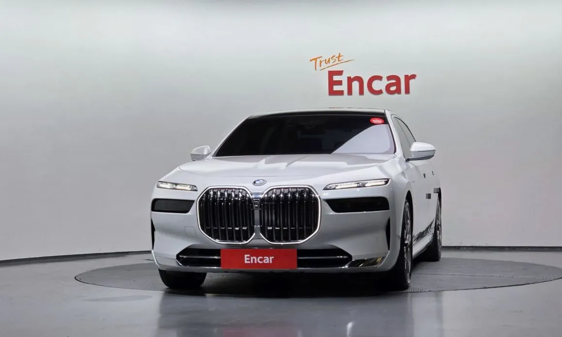 BMW 7-Series 2023 из KR, фото 3