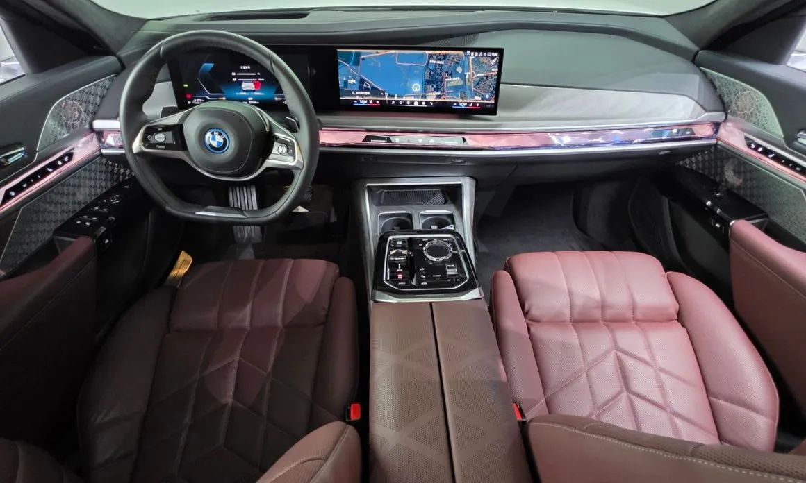 BMW 7-Series 2023 из KR, фото 10