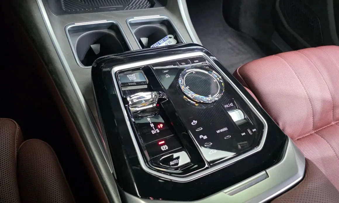 BMW 7-Series 2023 из KR, фото 5