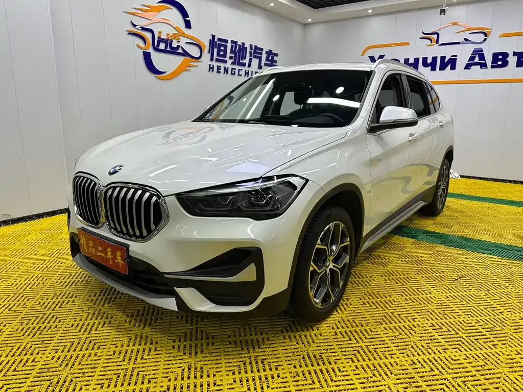 BMW X1 — фото 1