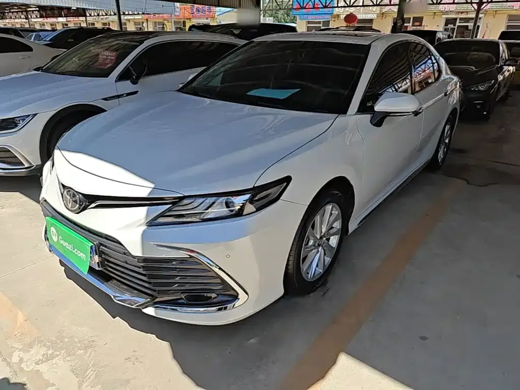 Toyota Camry 2.0G Luxury 1