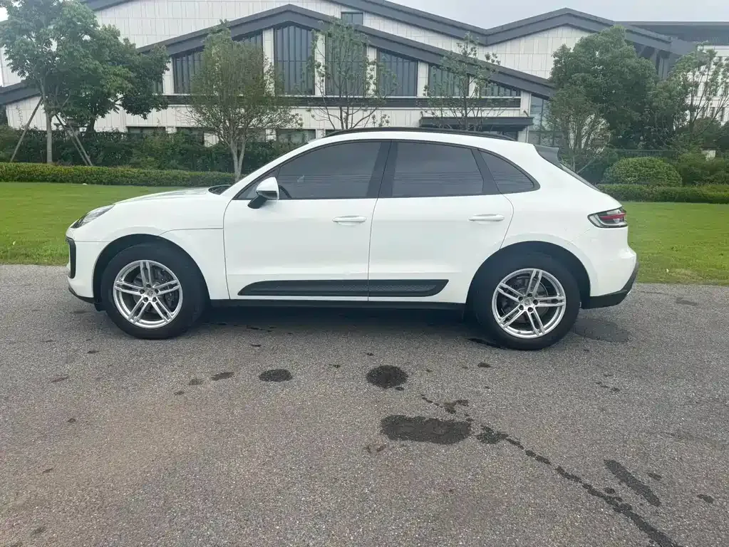 Porsche Macan — фото 10