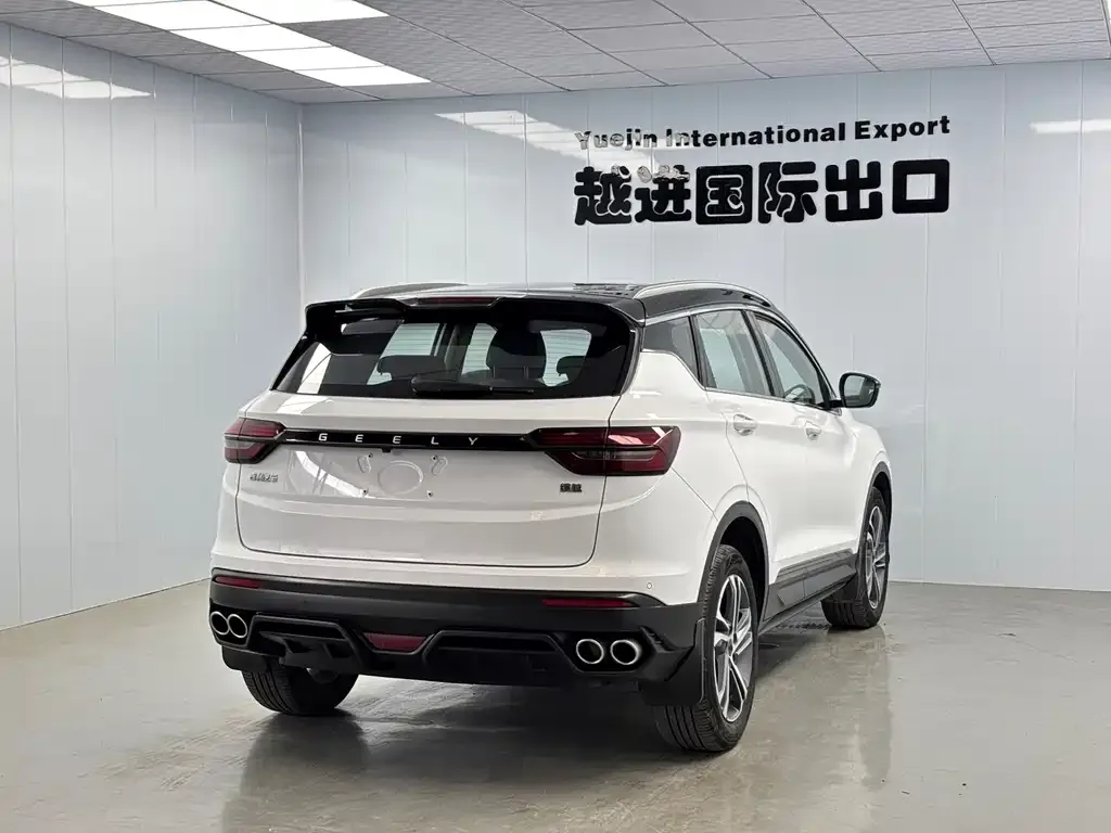 Geely Binyue — фото 10