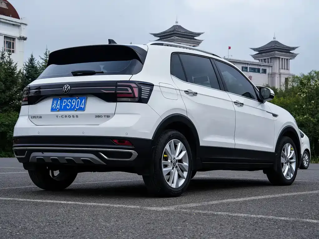 Volkswagen T-Cross — фото 9