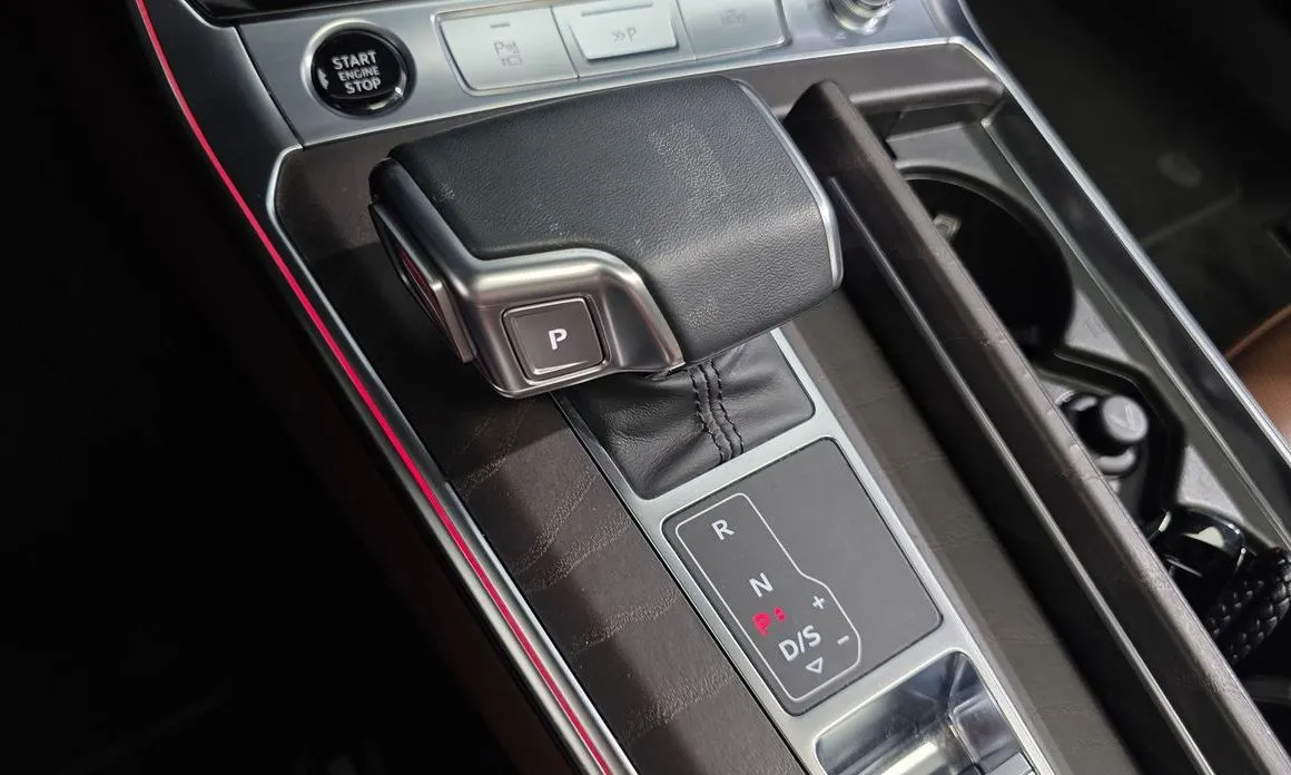 Audi A6 — фото 10