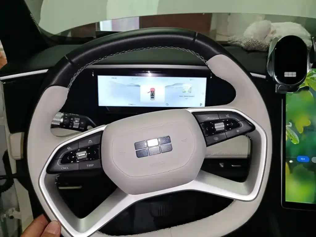 Geely Galaxy L7 — фото 2