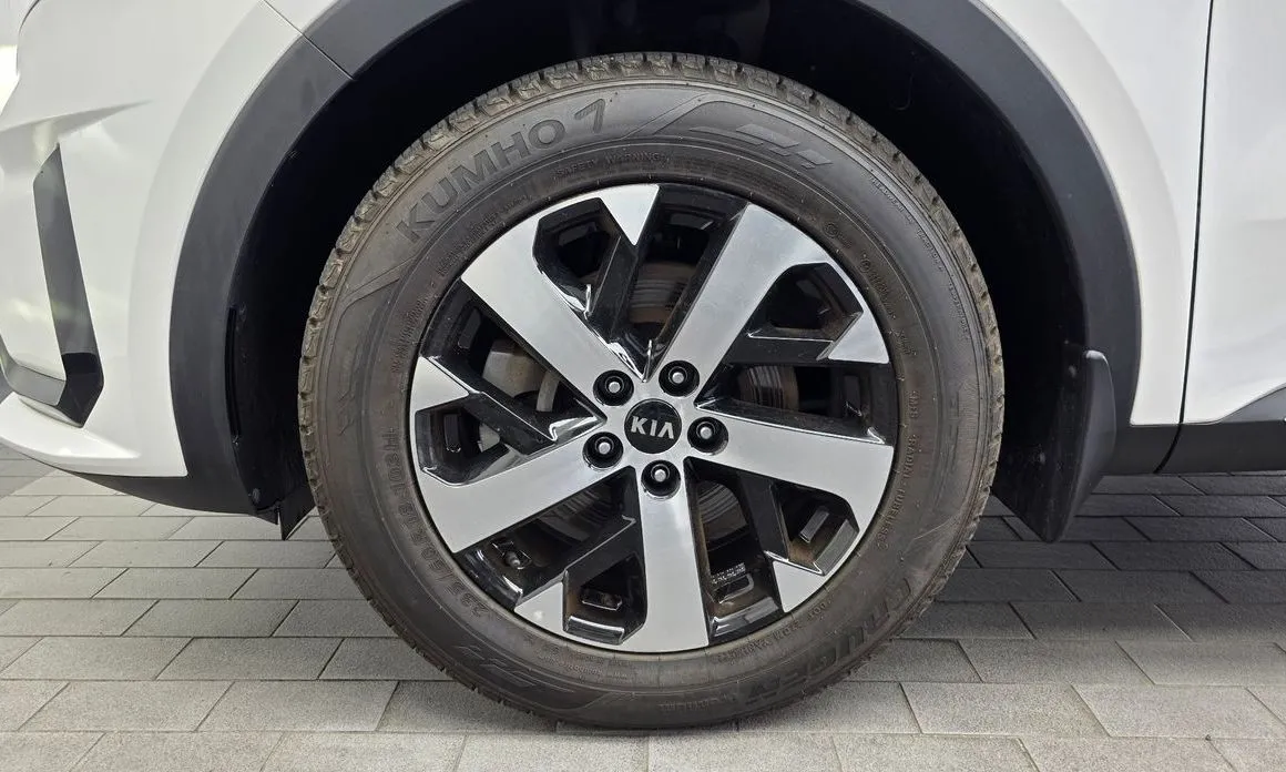 Kia Sorento — фото 6