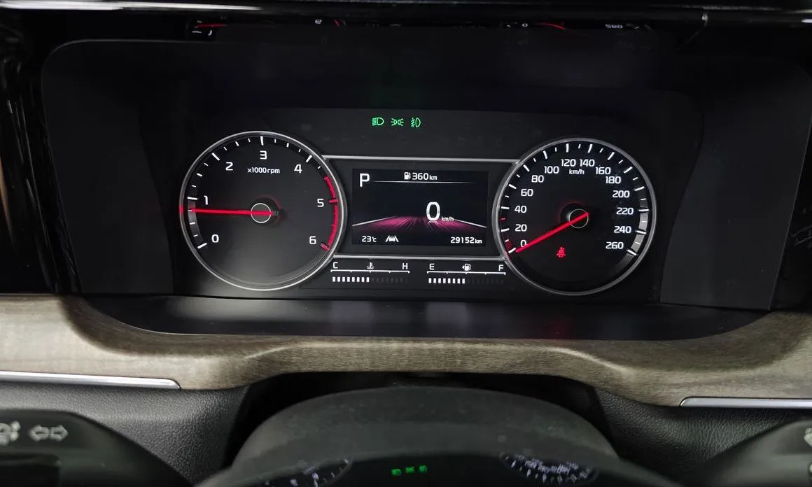 Kia Sorento — фото 4