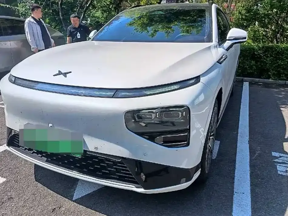 XPeng G9