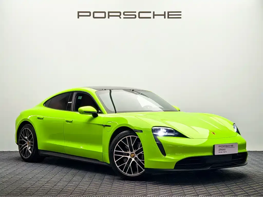 Porsche Taycan — фото 3