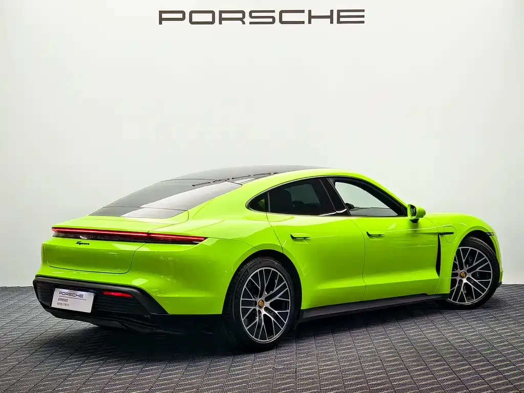 Porsche Taycan — фото 2
