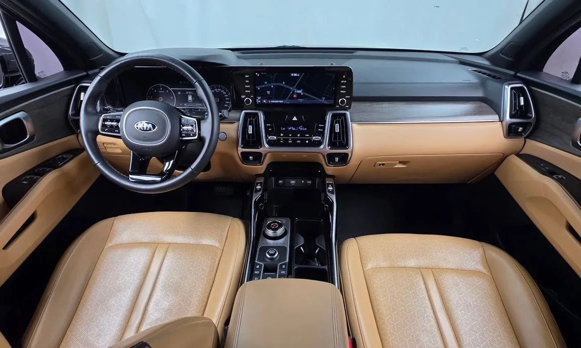 Kia Sorento — фото 6