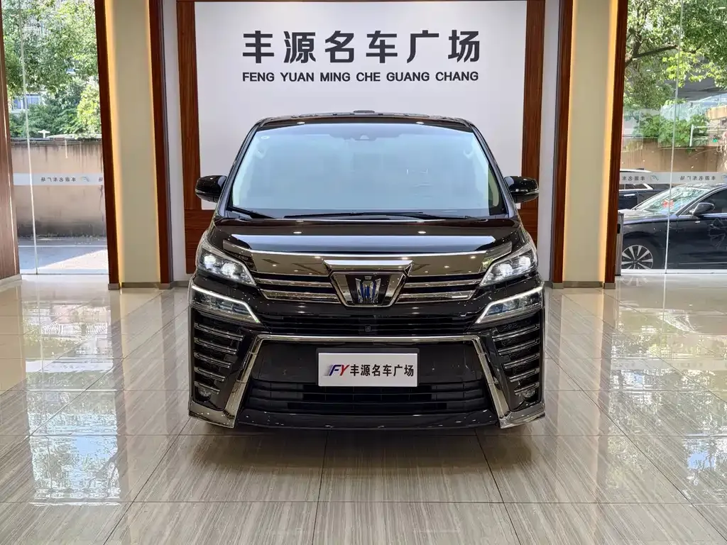 Toyota Vellfire — фото 9