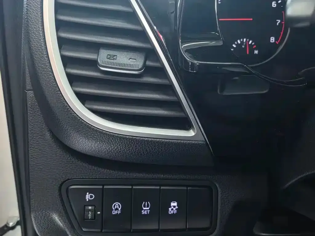 Kia KX3 — фото 8