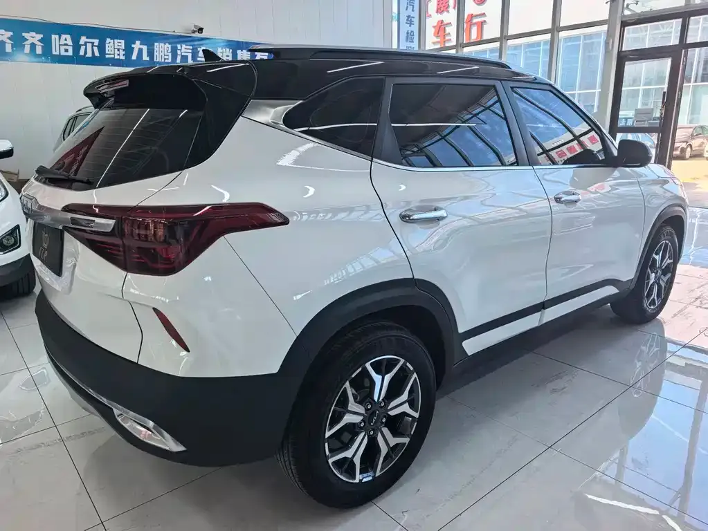 Kia KX3 — фото 3