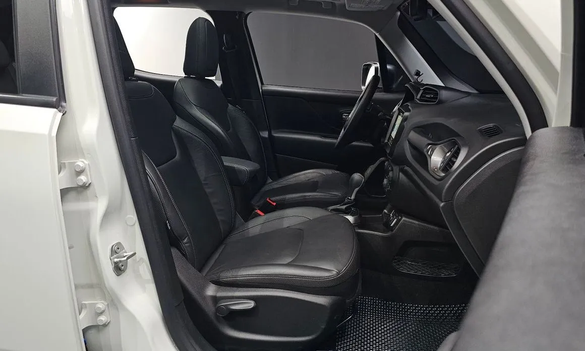 Jeep Renegade 2022 из KR, фото 7