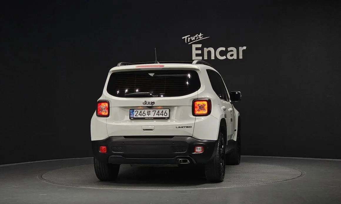 Jeep Renegade 2022 из KR, фото 6