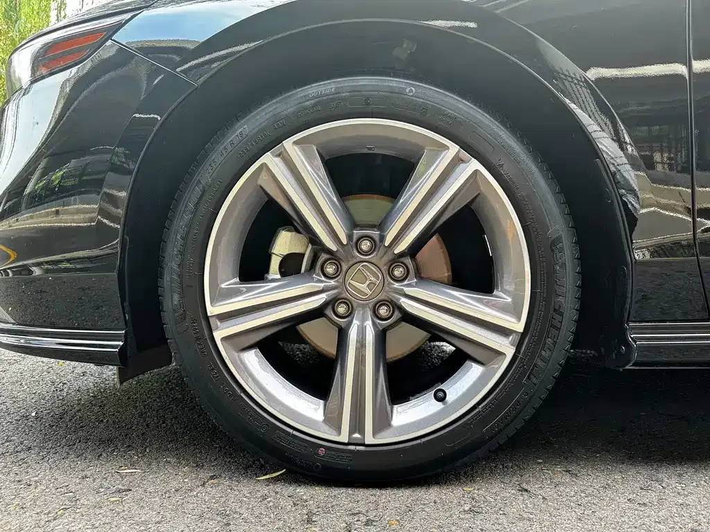 Honda Accord — фото 2