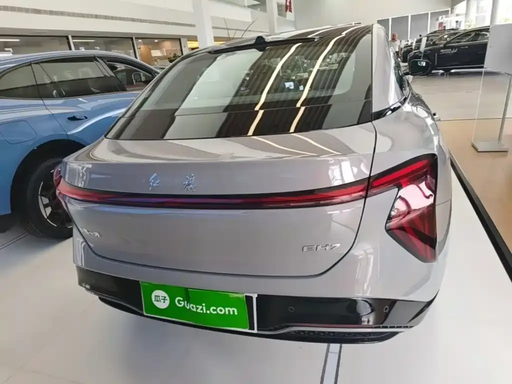 Hongqi EH7 2025 из CN, фото 9
