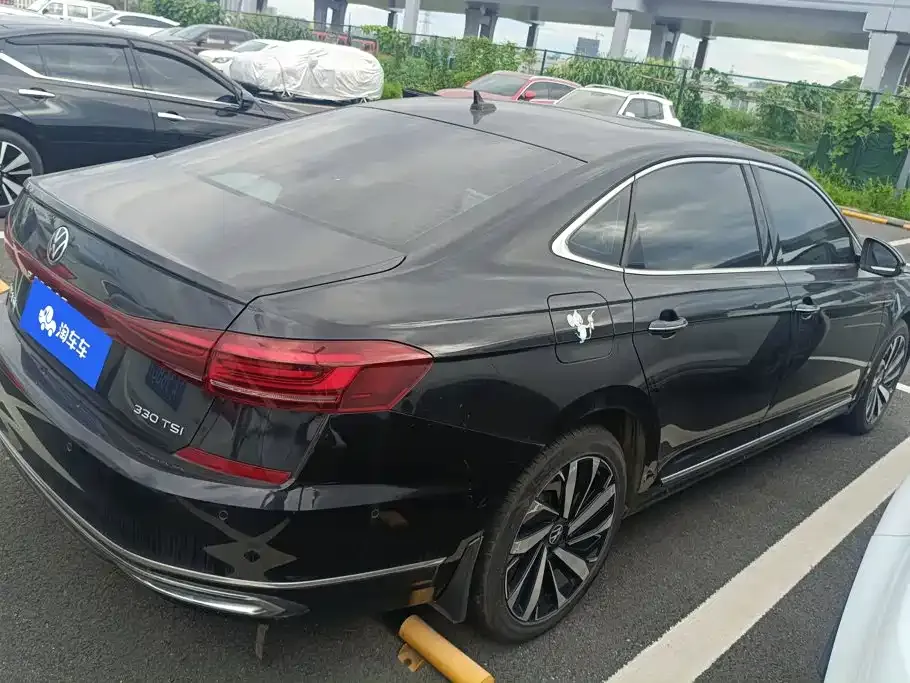 Volkswagen Passat — фото 7