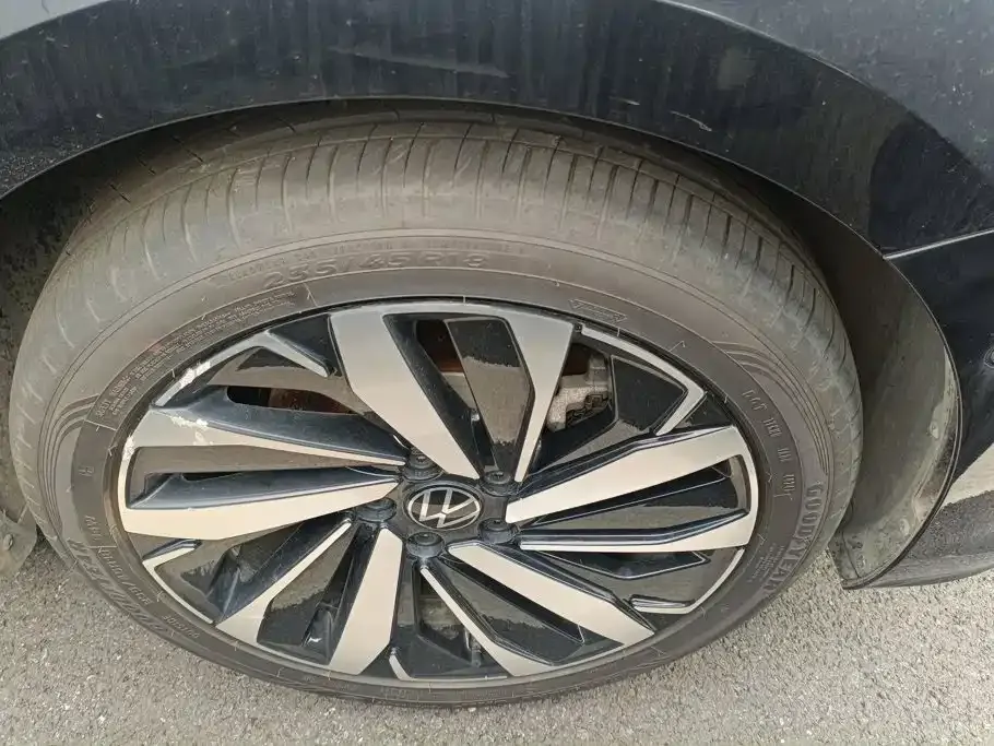 Volkswagen Passat — фото 9