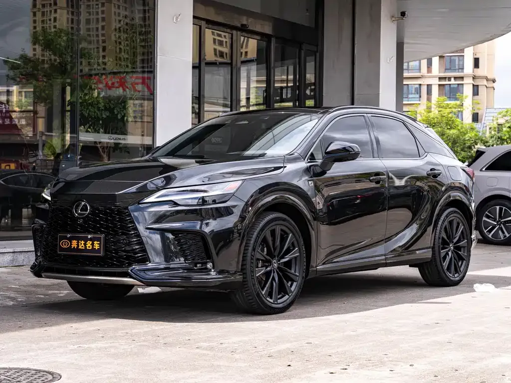 Lexus RX — фото 1