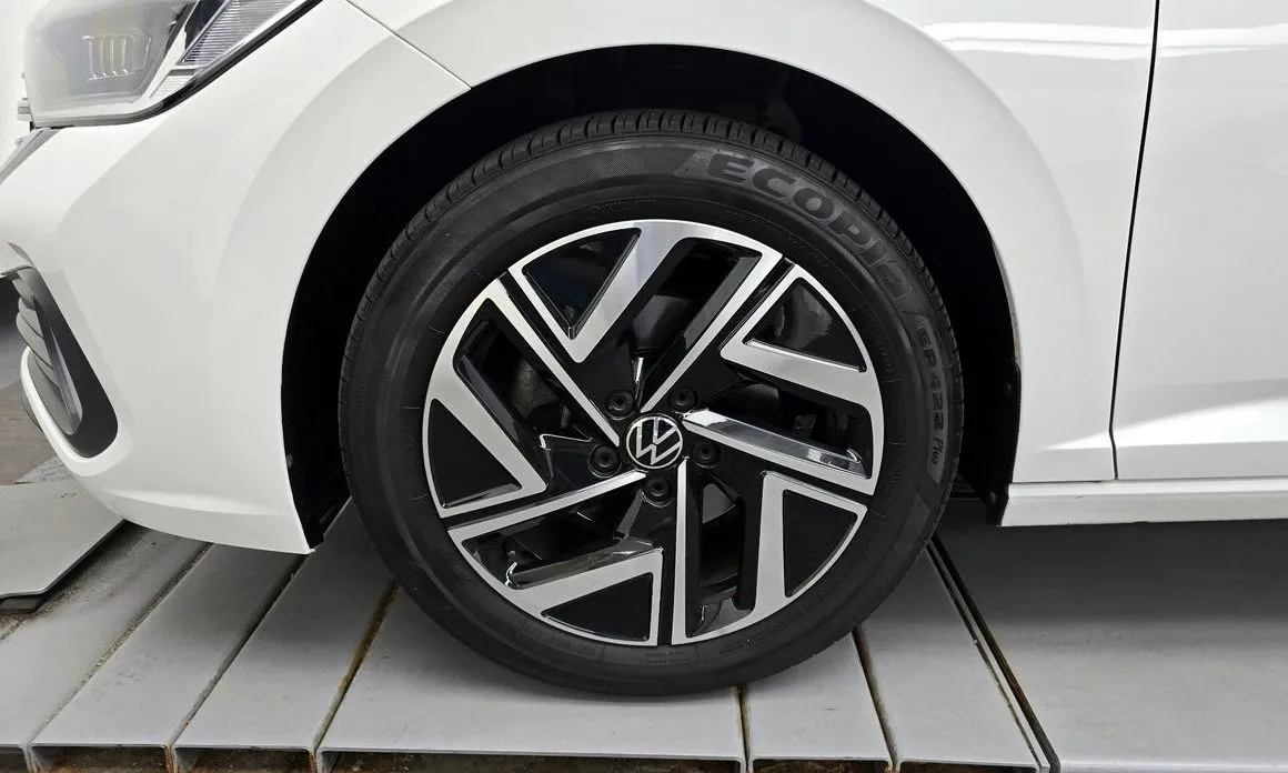 Volkswagen Jetta — фото 3