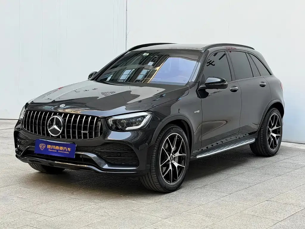 Mercedes-Benz GLC AMG — фото 1