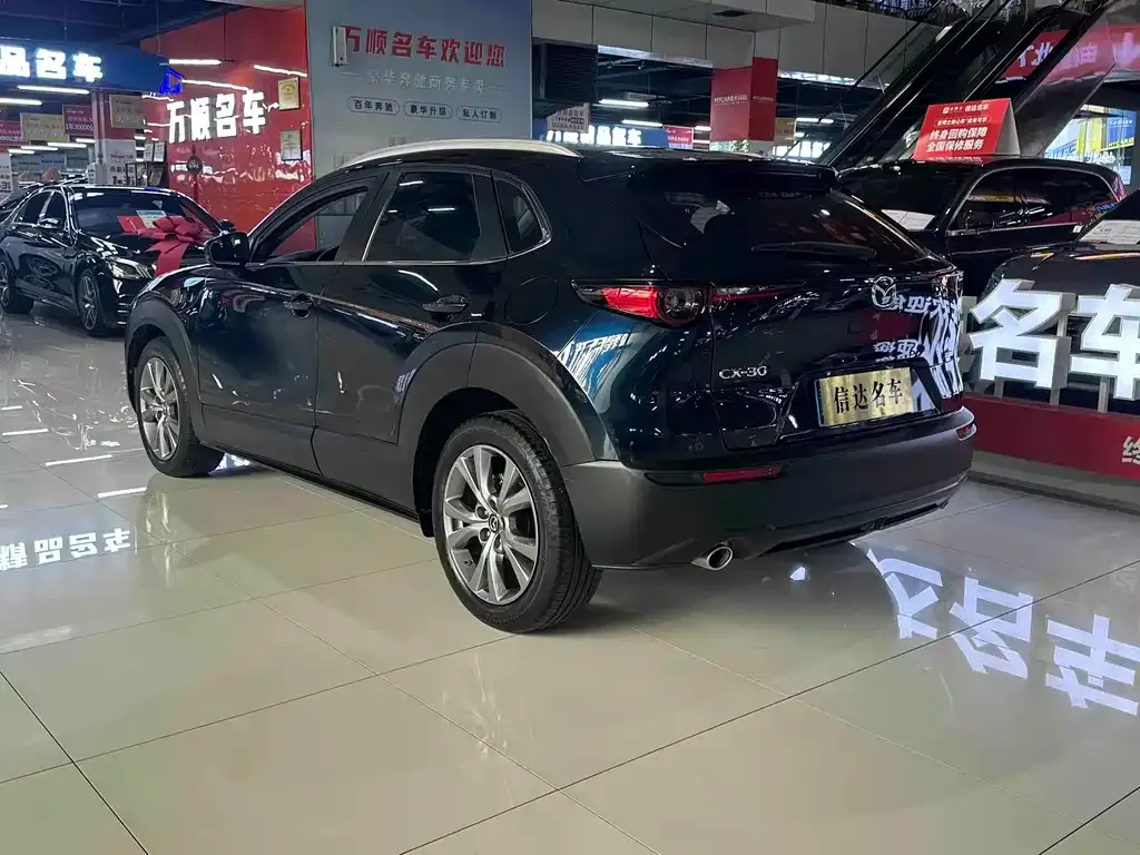 Mazda CX-30 2022 из CN, фото 8
