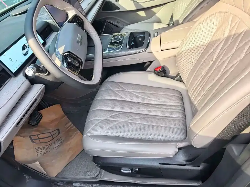 Geely Galaxy Xingyao 8 2025 из CN, фото 5