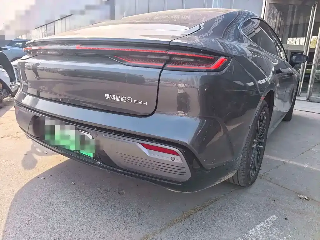 Geely Galaxy Xingyao 8 2025 из CN, фото 3