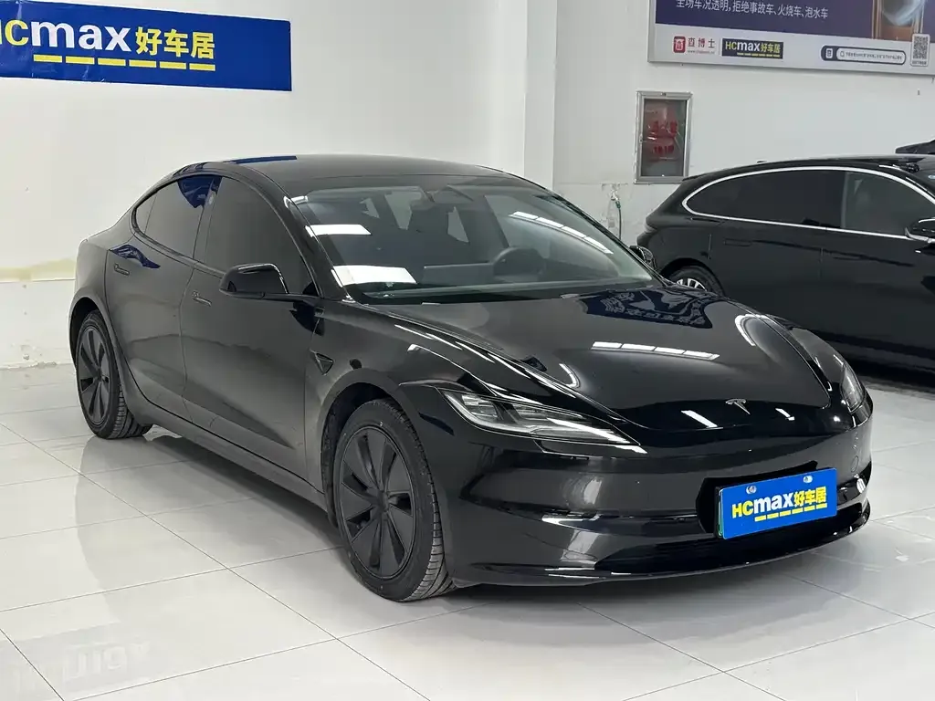 Tesla Model 3 — фото 3