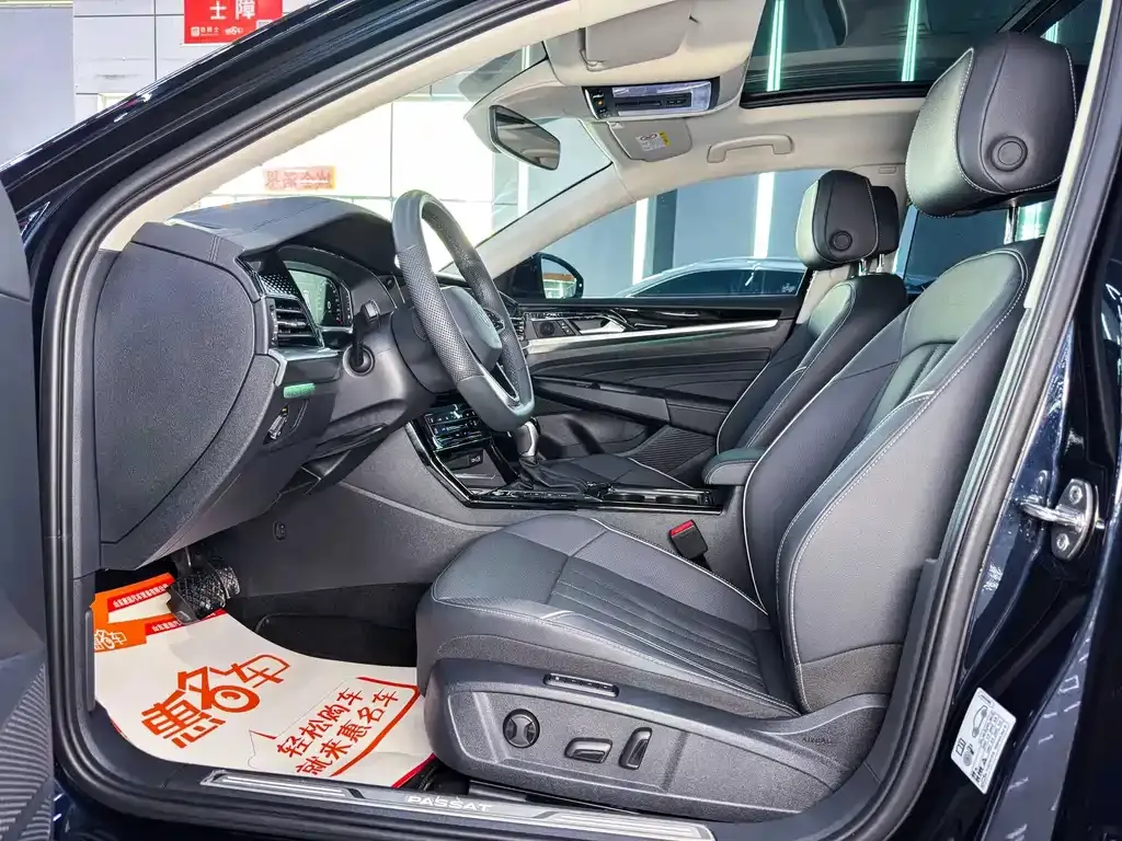 Volkswagen Passat — фото 5