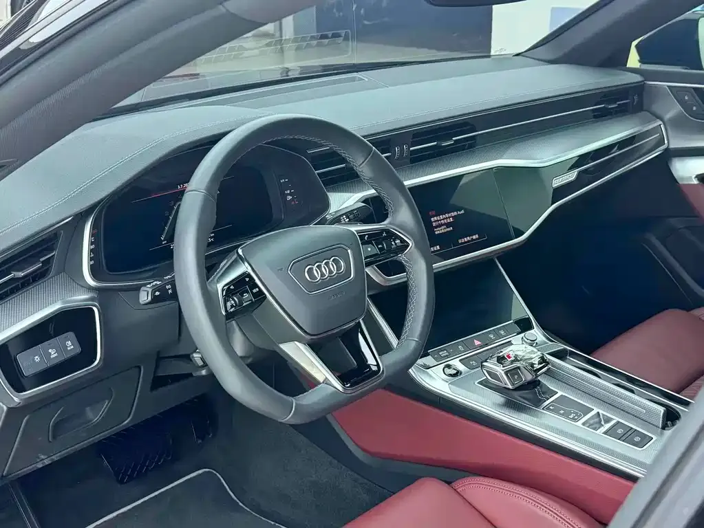 Audi A7L — фото 5